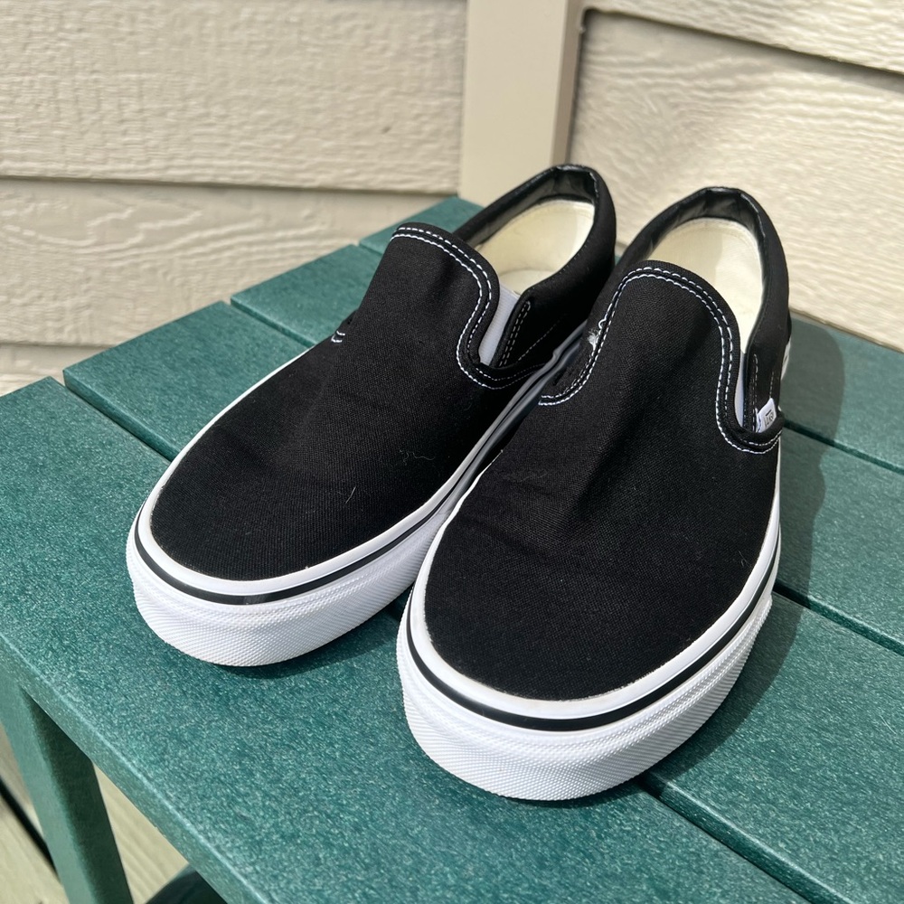 E750 NWOT Vans Slip-On Skate Shoes